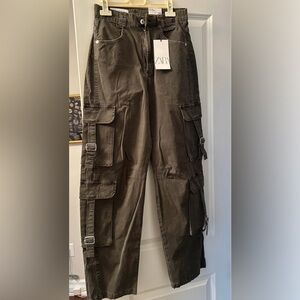 Zara Cargo Pants New with tag